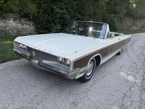 1968 Chrysler Newport Convertible