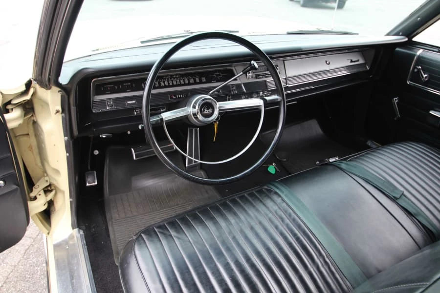 1968 Chrysler Newport - Image 9 of 31