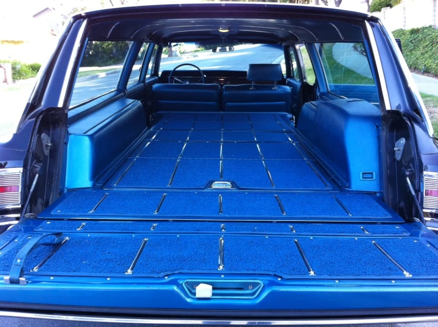 1968 Chrysler Town & Country - Image 3 of 4