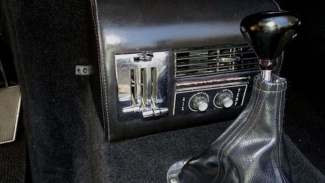 1968 Cord - Image 19 of 24