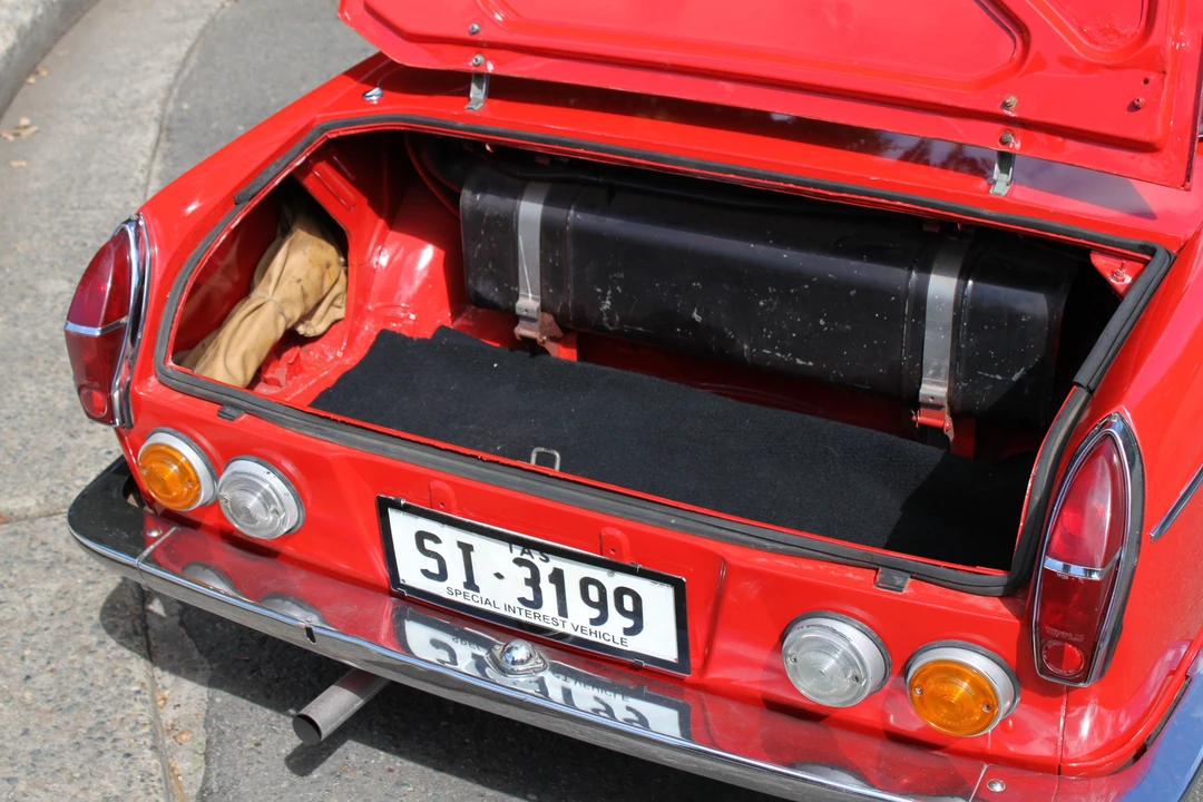 1968 Daihatsu - Image 5 of 10