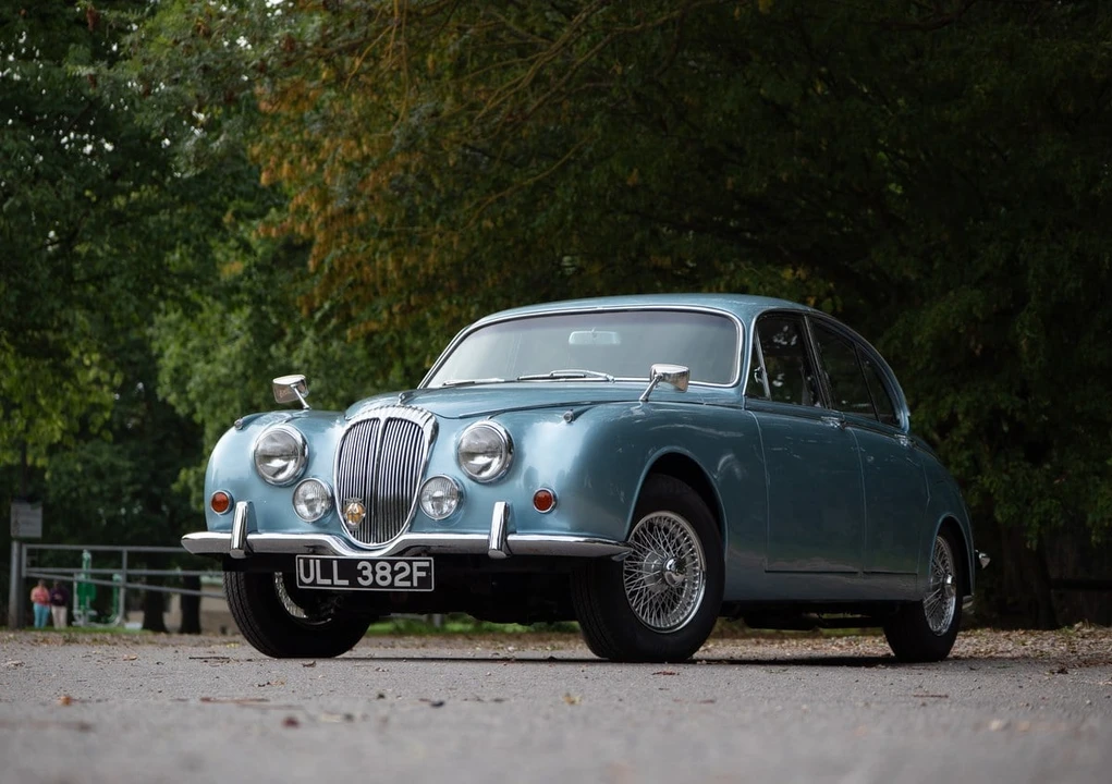 1968 Daimler - Image 6 of 30