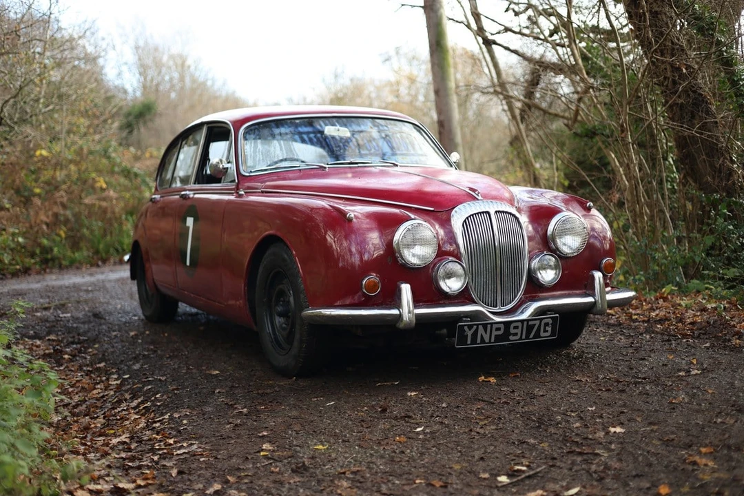 1968 Daimler - Image 8 of 30