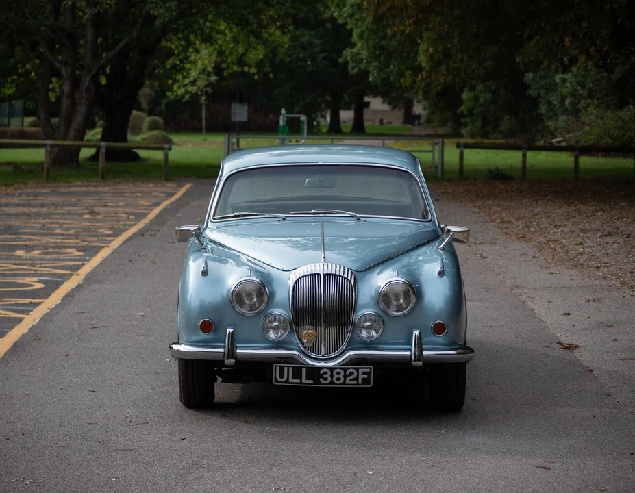1968 Daimler - Image 7 of 30