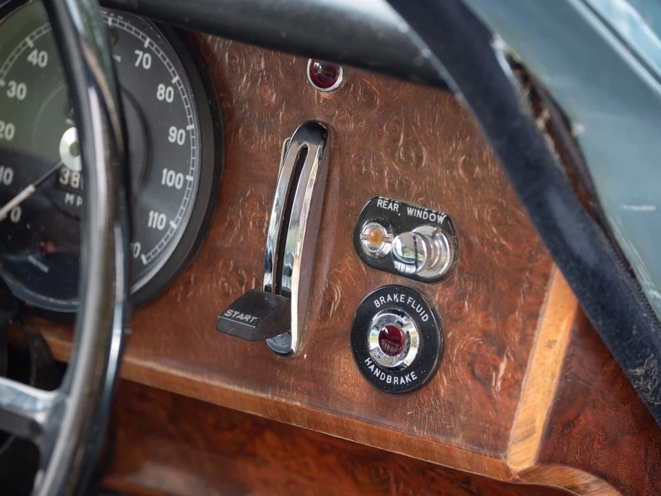 1968 Daimler - Image 29 of 30