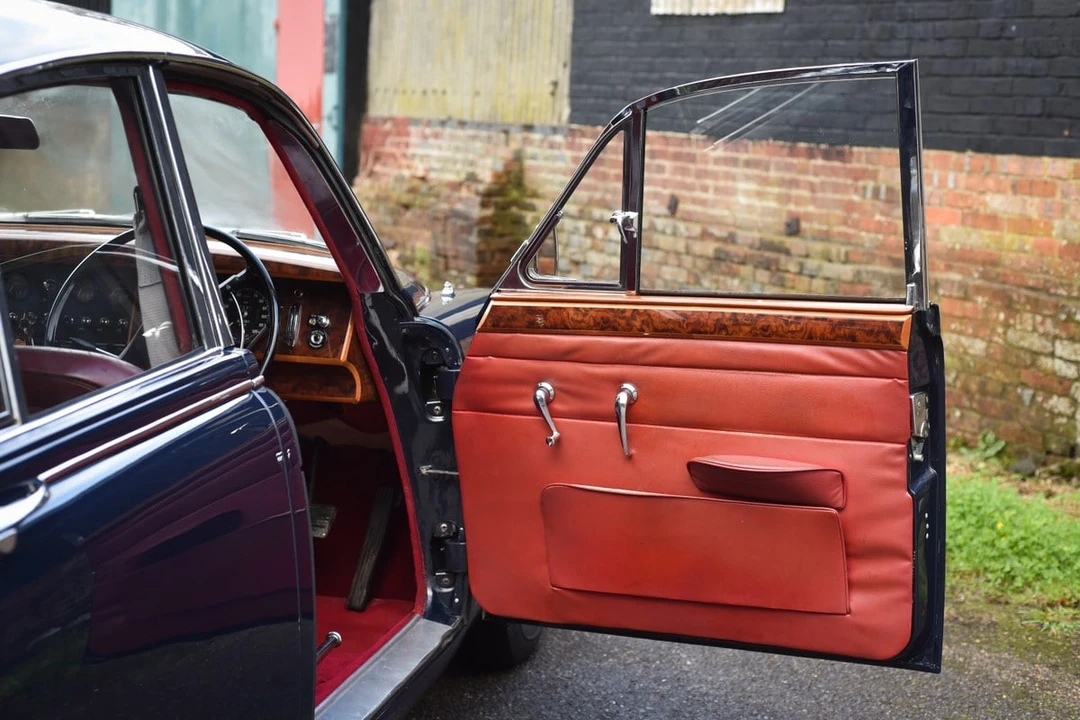 1968 Daimler - Image 25 of 30