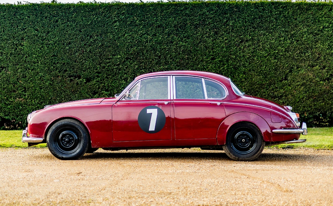 1968 Daimler - Image 4 of 30
