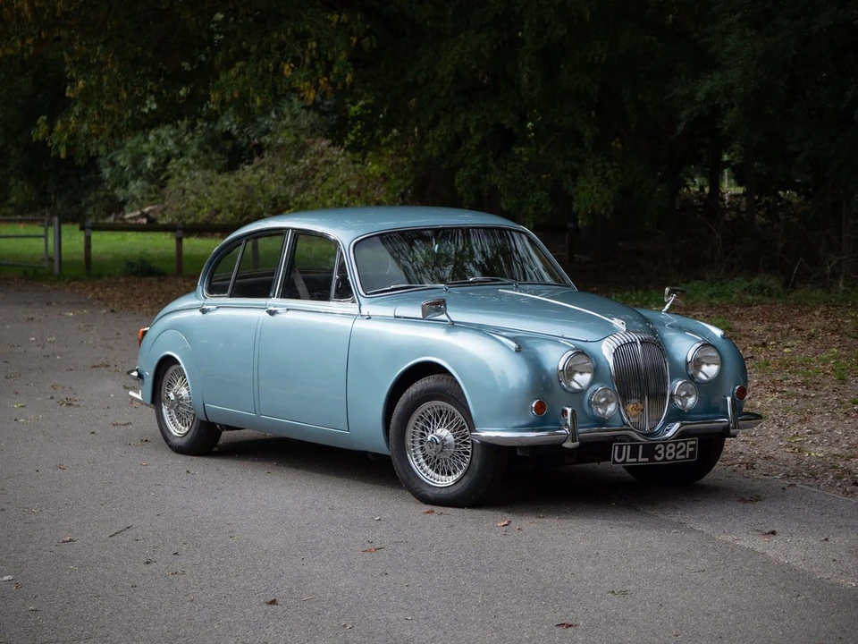 1968 Daimler - Image 3 of 30