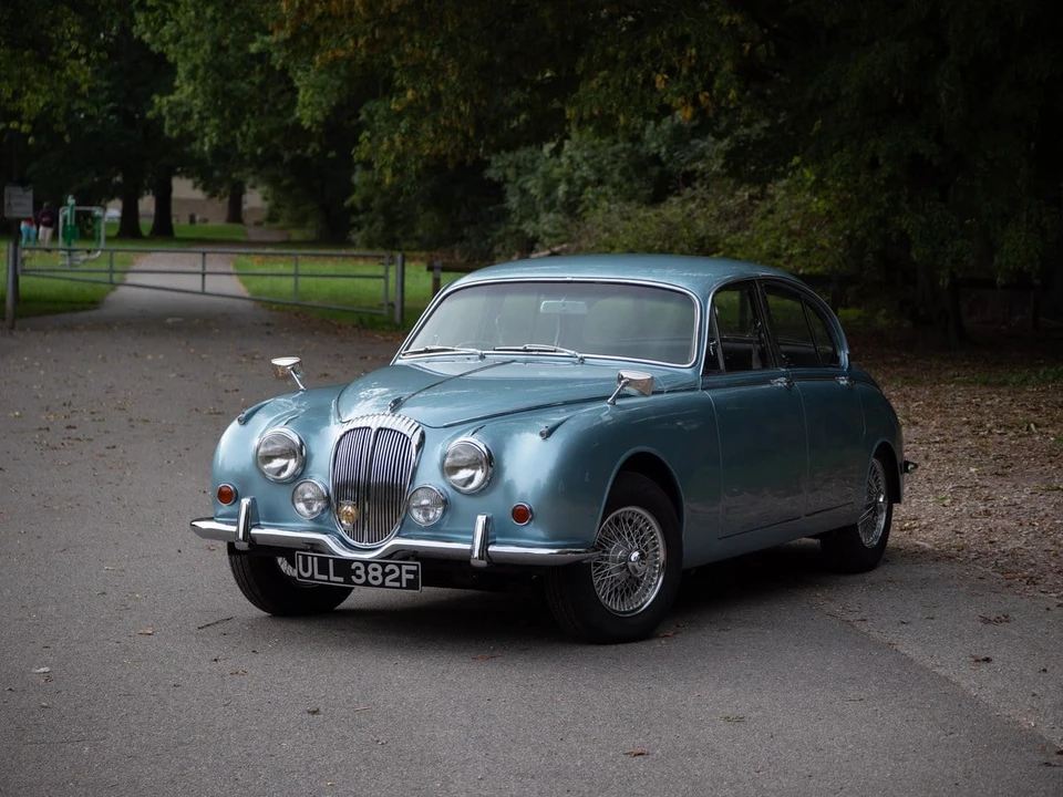 1968 Daimler - Image 2 of 30