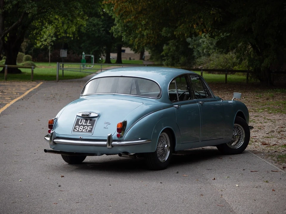 1968 Daimler - Image 16 of 30