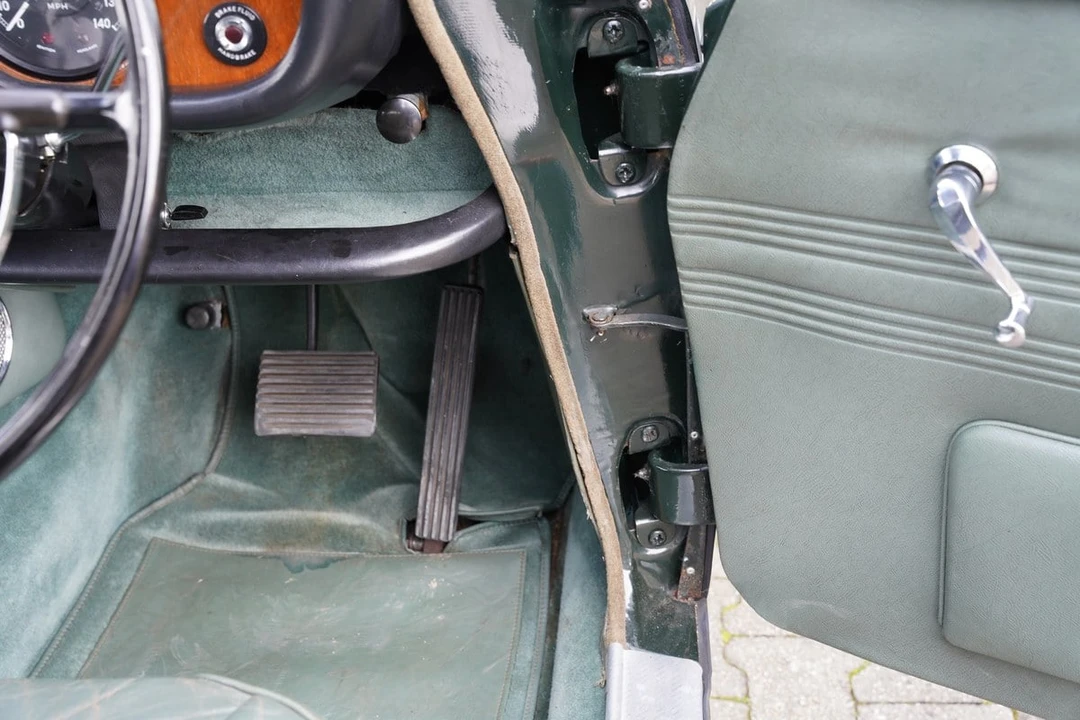 1960 Daimler - Image 23 of 30