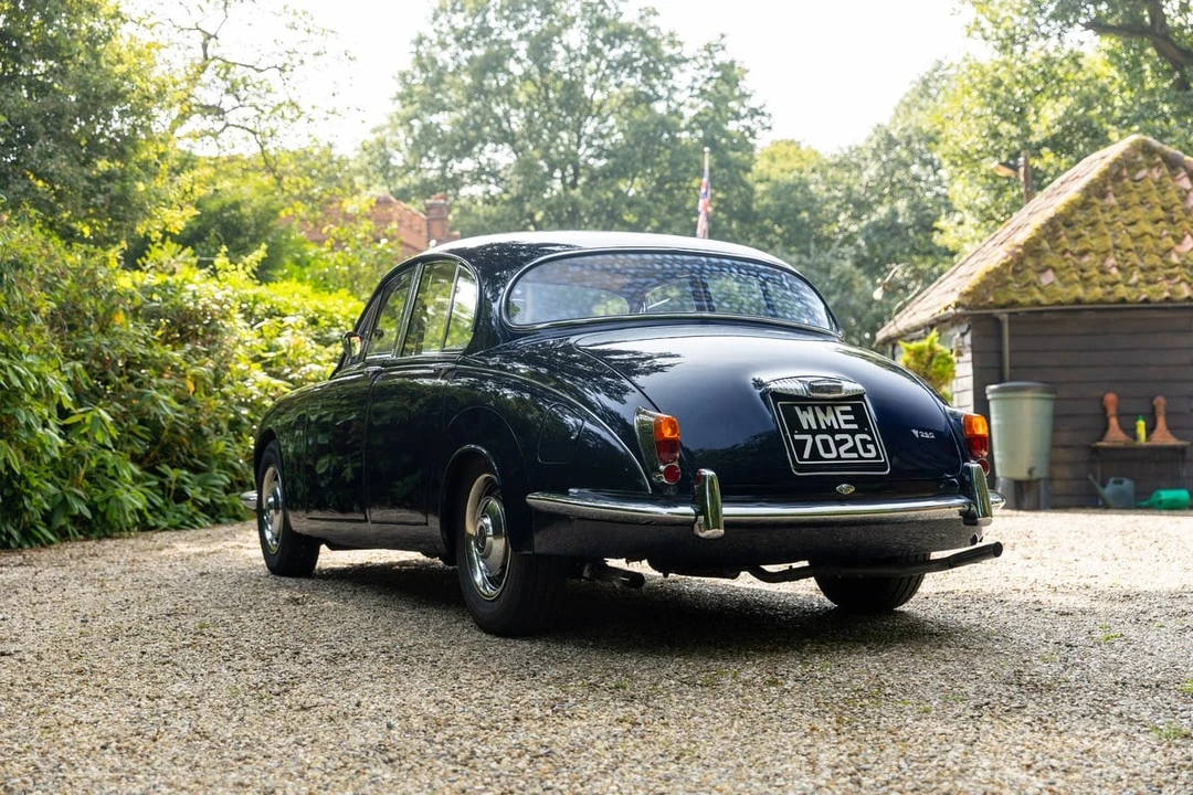 1968 Daimler - Image 15 of 30