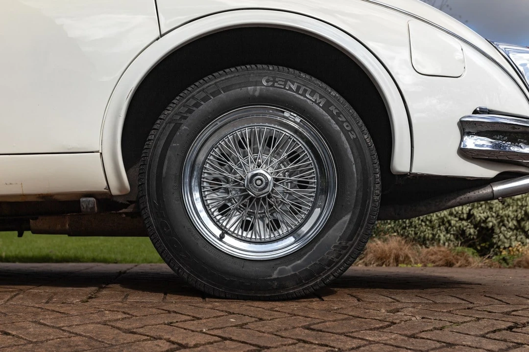 1968 Daimler - Image 11 of 30