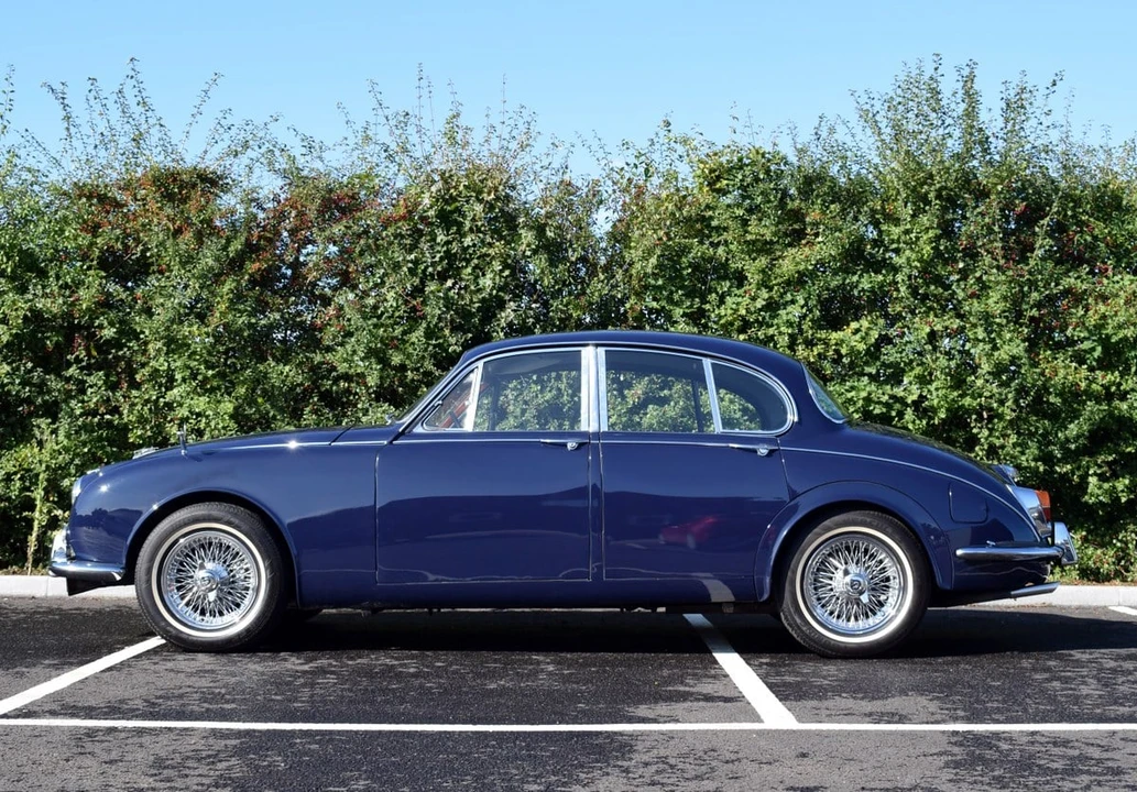 1967 Daimler - Image 6 of 30