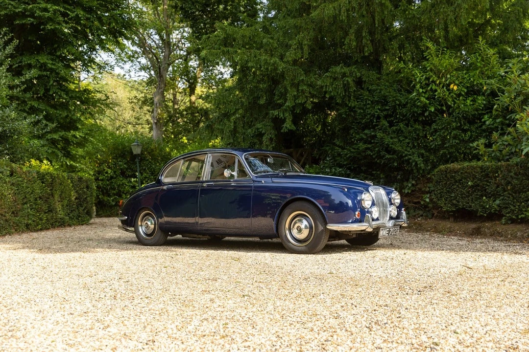 1968 Daimler - Image 17 of 30
