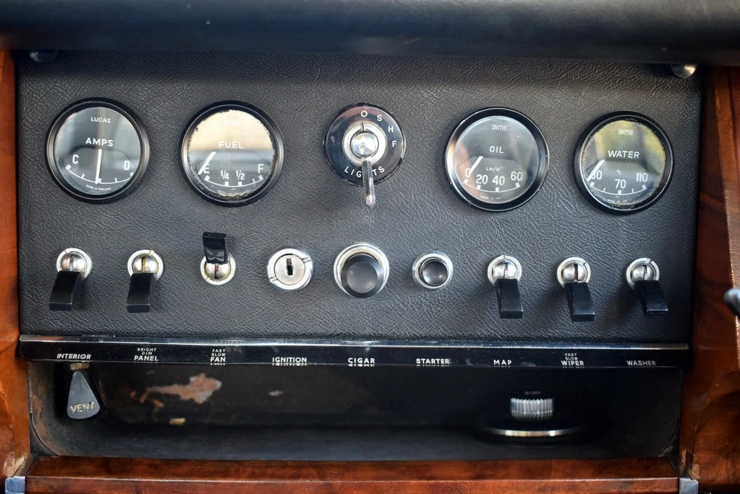 1967 Daimler - Image 27 of 30