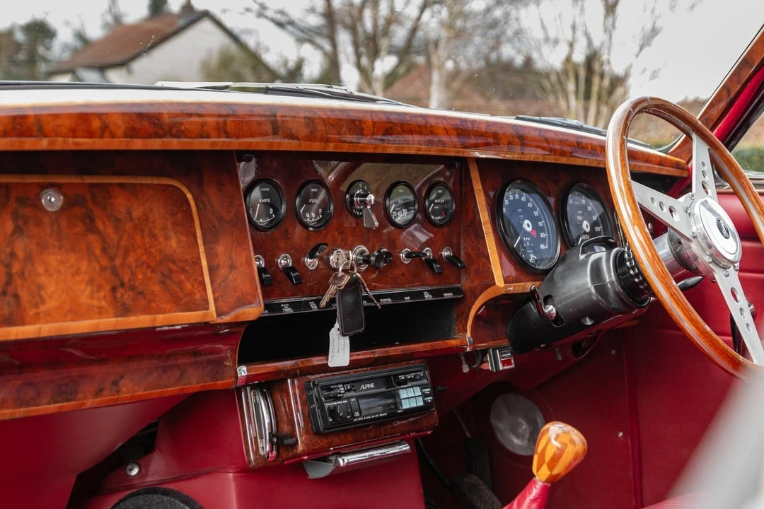 1968 Daimler - Image 22 of 30