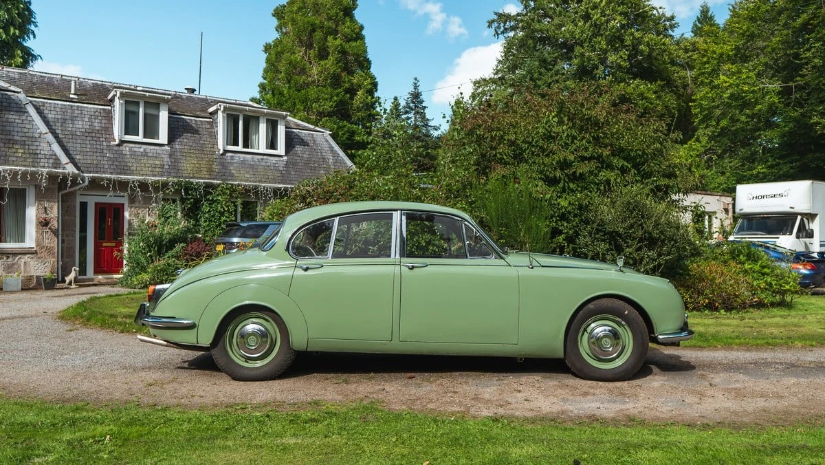 1968 Daimler SP250 - Image 6 of 30