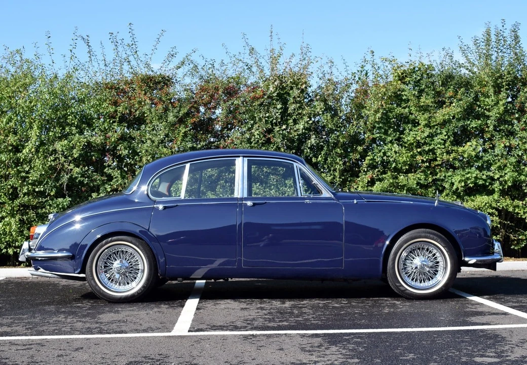 1967 Daimler - Image 5 of 30