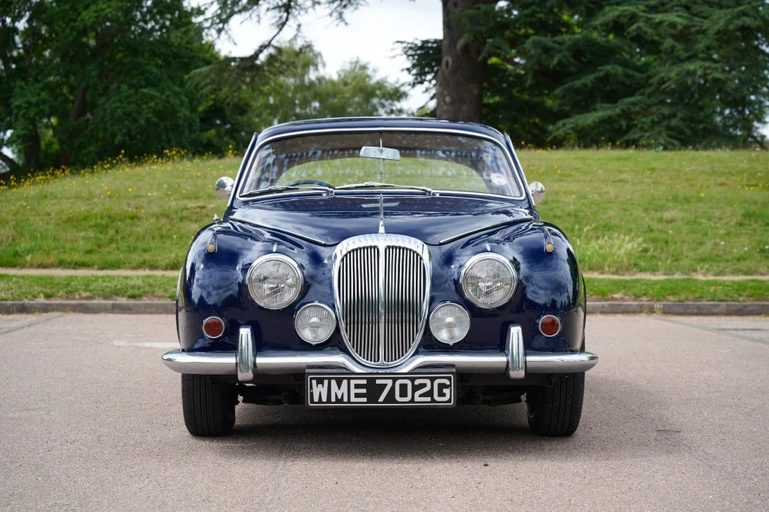 1968 Daimler - Image 18 of 30