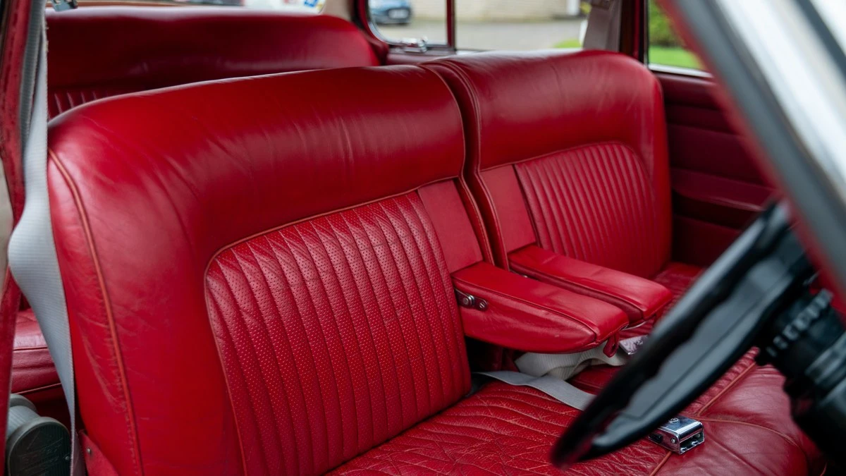 1968 Daimler - Image 24 of 30