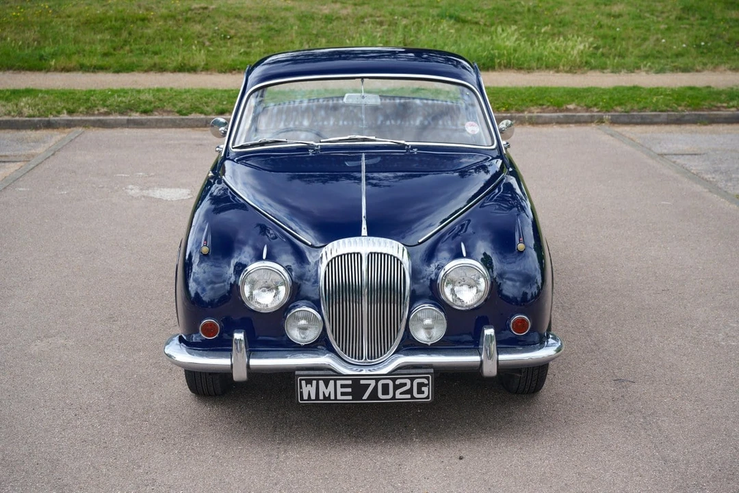 1968 Daimler - Image 2 of 30