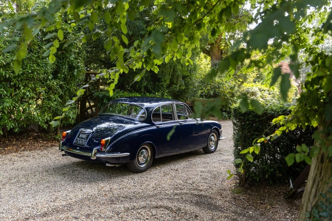 1968 Daimler - Image 5 of 30