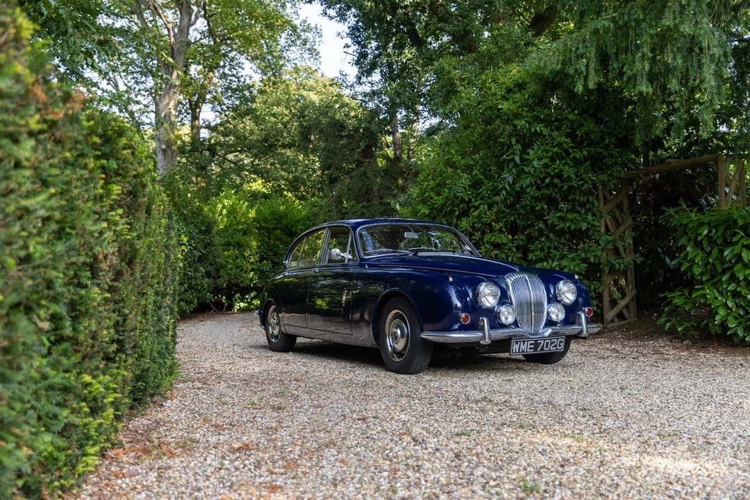 1968 Daimler - Image 2 of 30