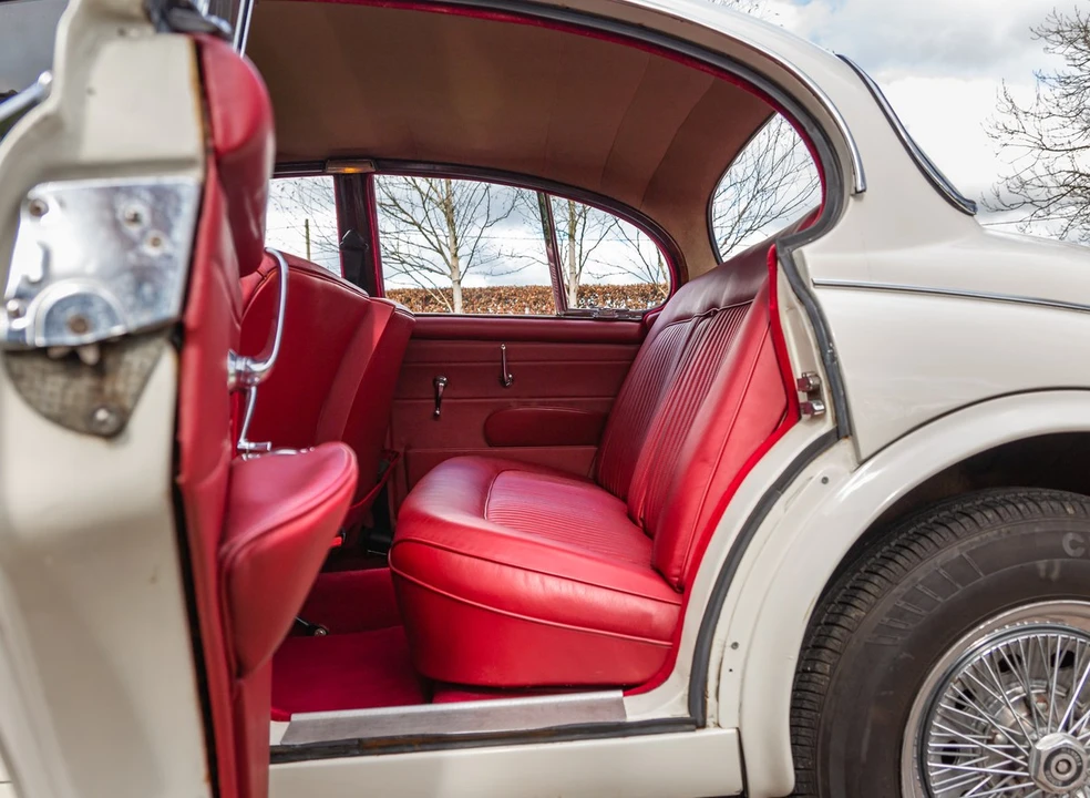 1968 Daimler - Image 25 of 30