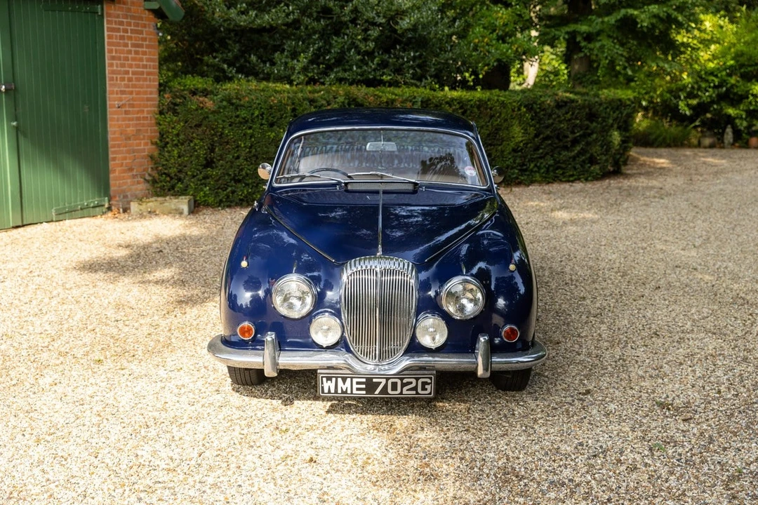 1968 Daimler - Image 22 of 30
