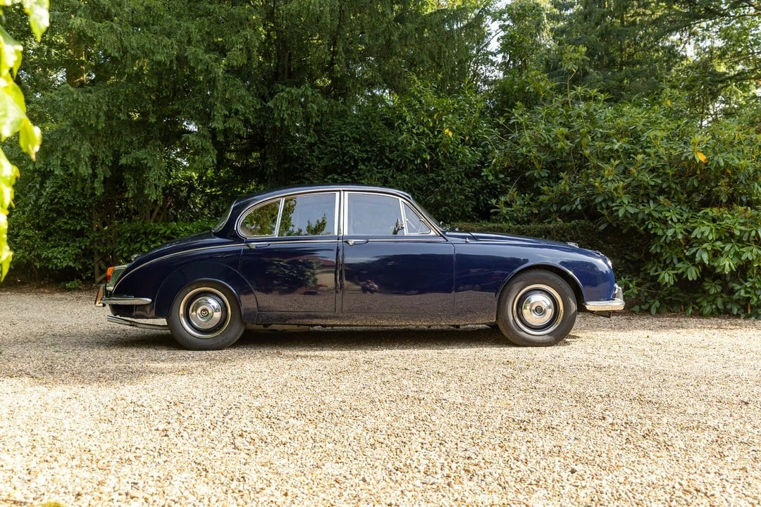 1968 Daimler - Image 13 of 30