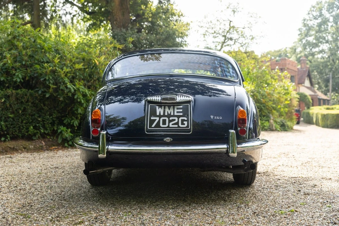 1968 Daimler - Image 14 of 30
