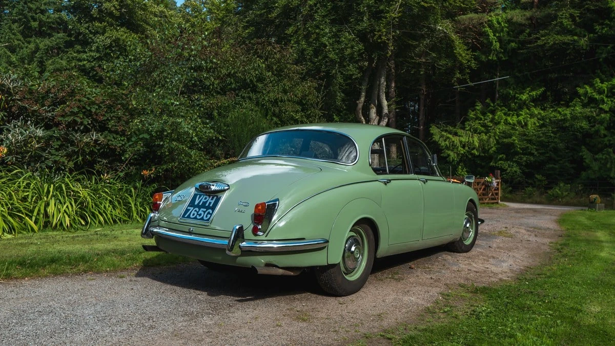 1968 Daimler SP250 - Image 15 of 30