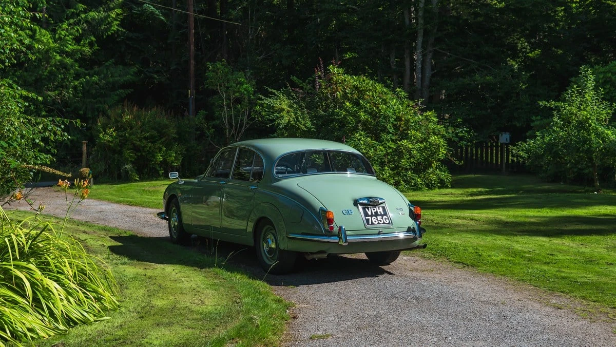 1968 Daimler SP250 - Image 10 of 30