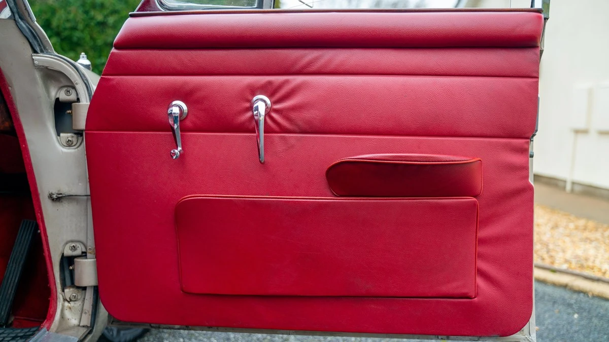 1968 Daimler - Image 25 of 30