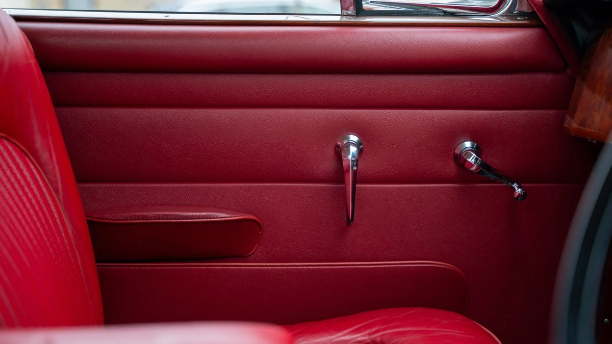 1968 Daimler - Image 30 of 30