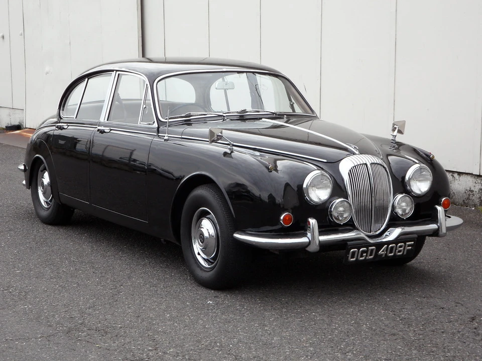 1968 Daimler - Image 3 of 31