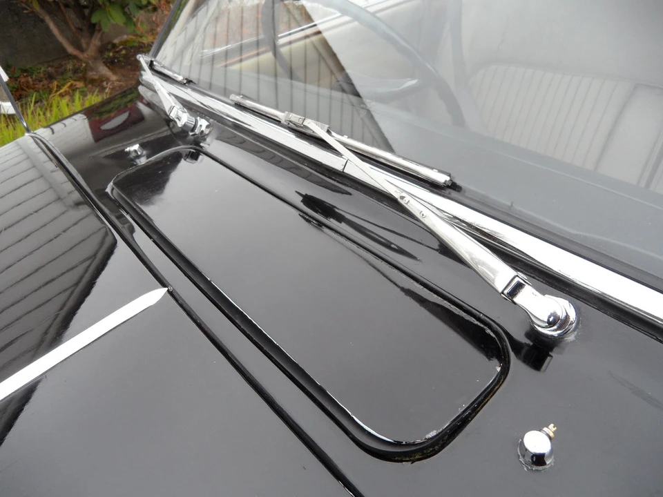 1968 Daimler - Image 12 of 31