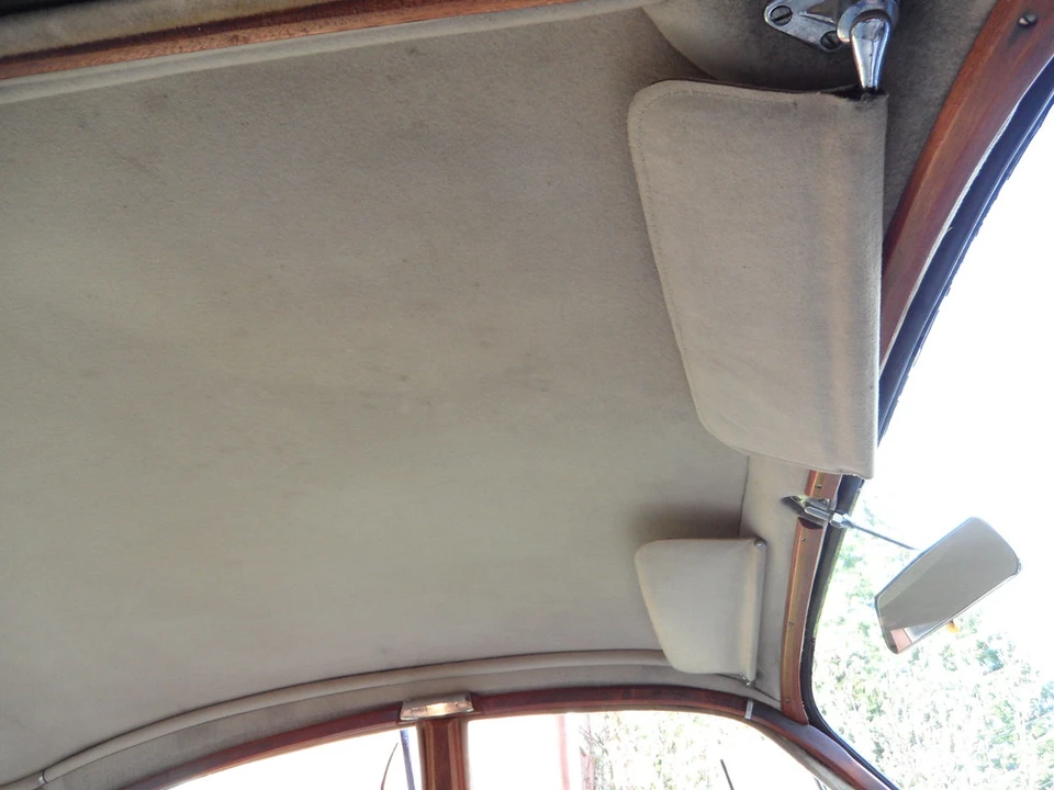 1968 Daimler - Image 18 of 31