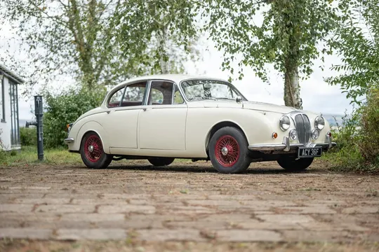 1968 Daimler 250 V8 Automatic