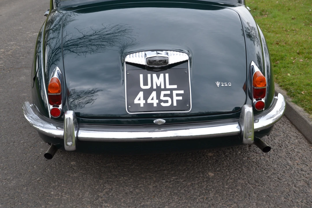 1968 Daimler - Image 4 of 6