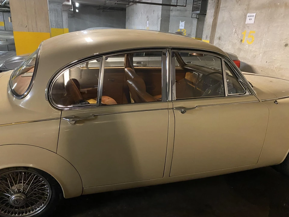 1968 Daimler SP250 - Image 24 of 31