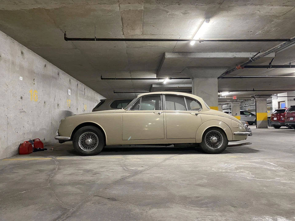 1968 Daimler SP250 - Image 27 of 31