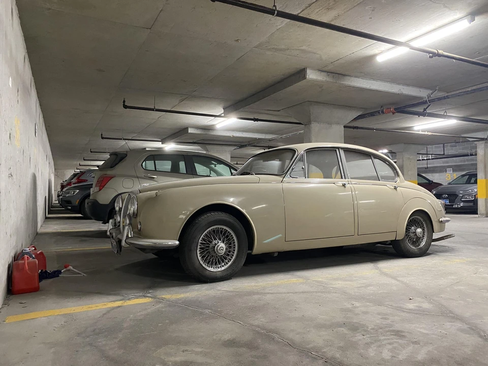 1968 Daimler SP250 - Image 28 of 31