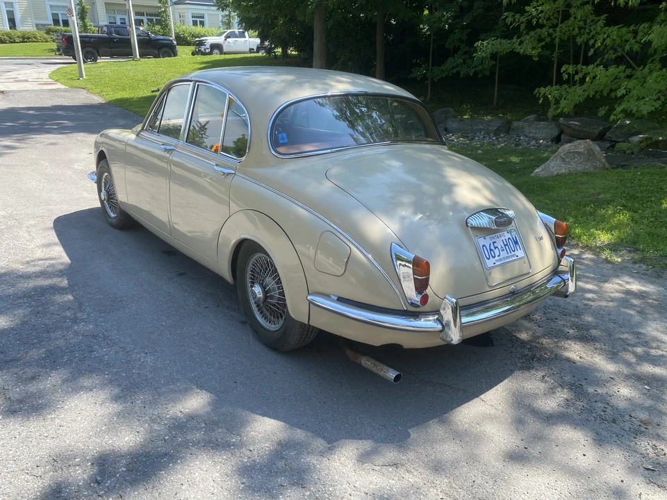 1968 Daimler SP250 - Image 13 of 31