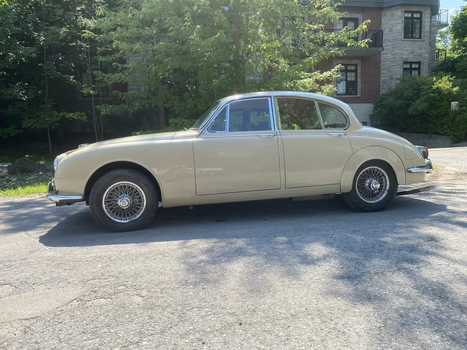 1968 Daimler SP250 - Image 17 of 31