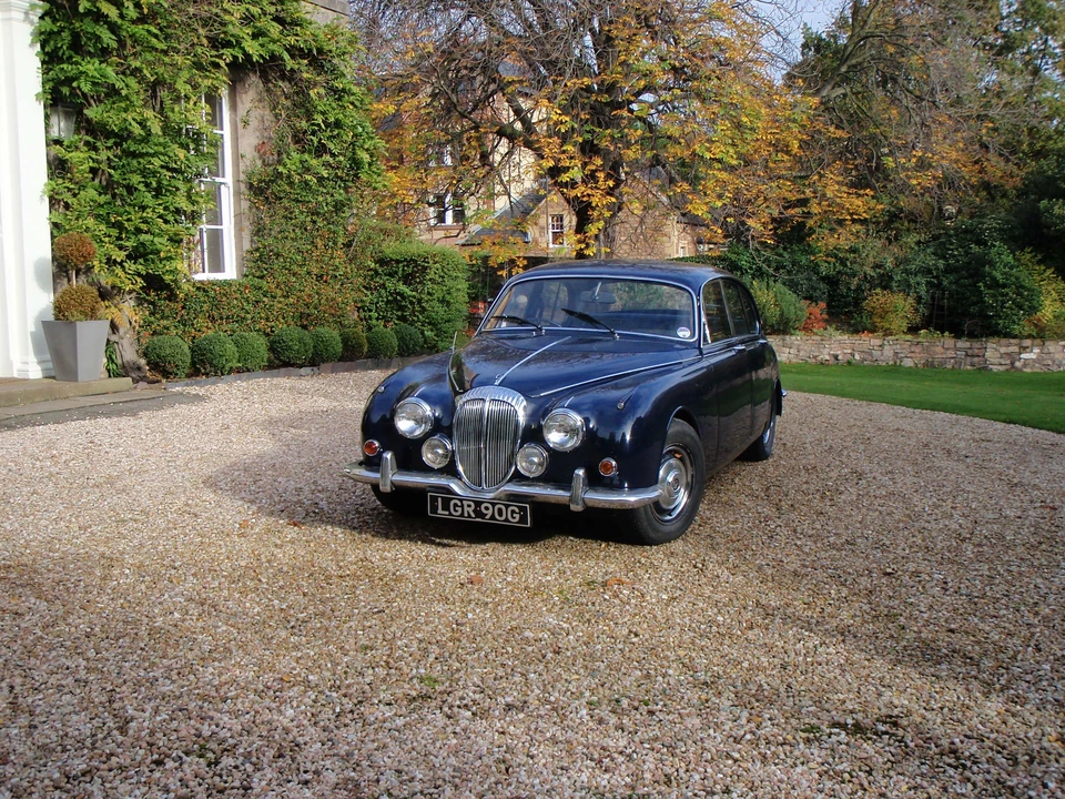 1968 Daimler - Image 7 of 8