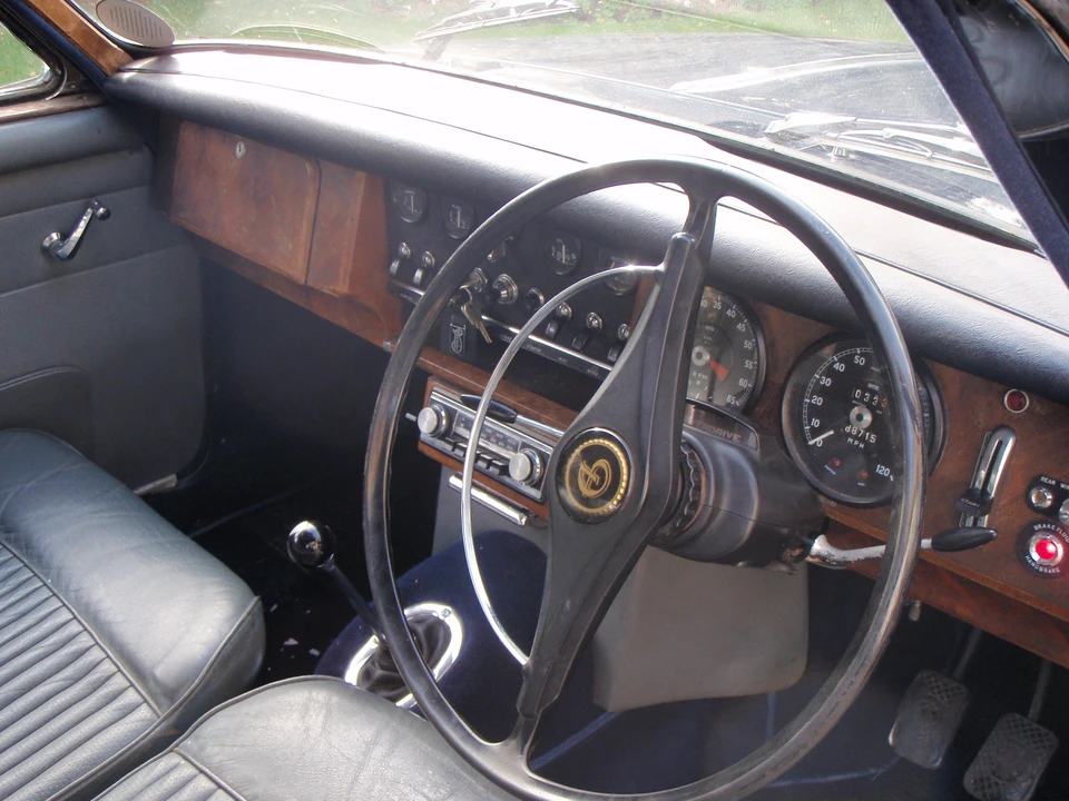 1968 Daimler - Image 4 of 8