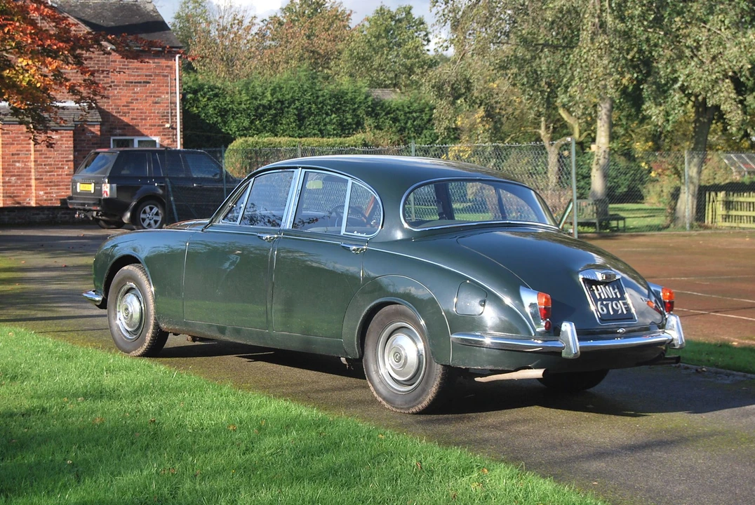 1968 Daimler - Image 5 of 5