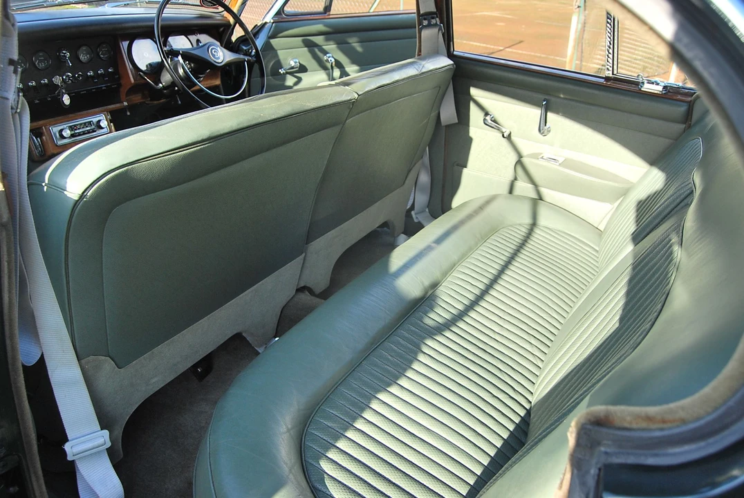 1968 Daimler - Image 3 of 5